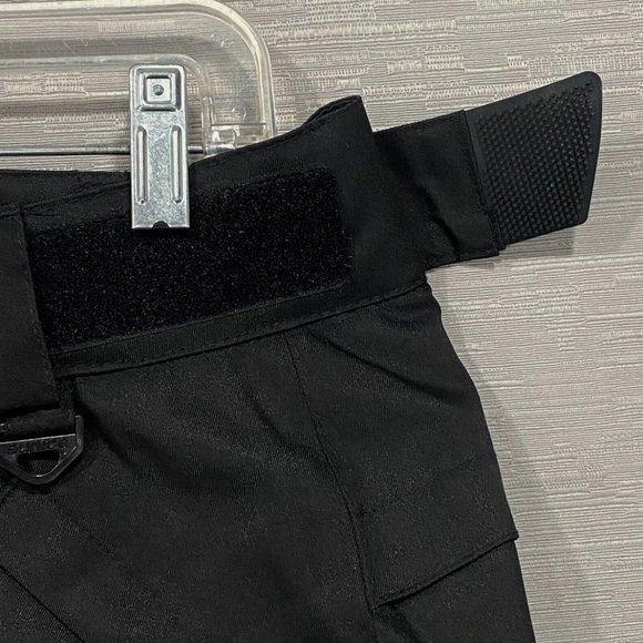 NEW SunIce Stormpack Women's Size Medium Black Snow Ski Pants with Boot Gaiters - Picture 6 of 15